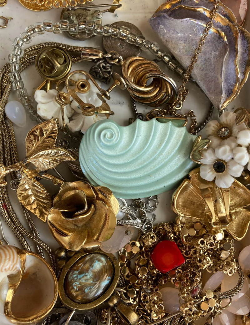 Broken pieces of jewellery.